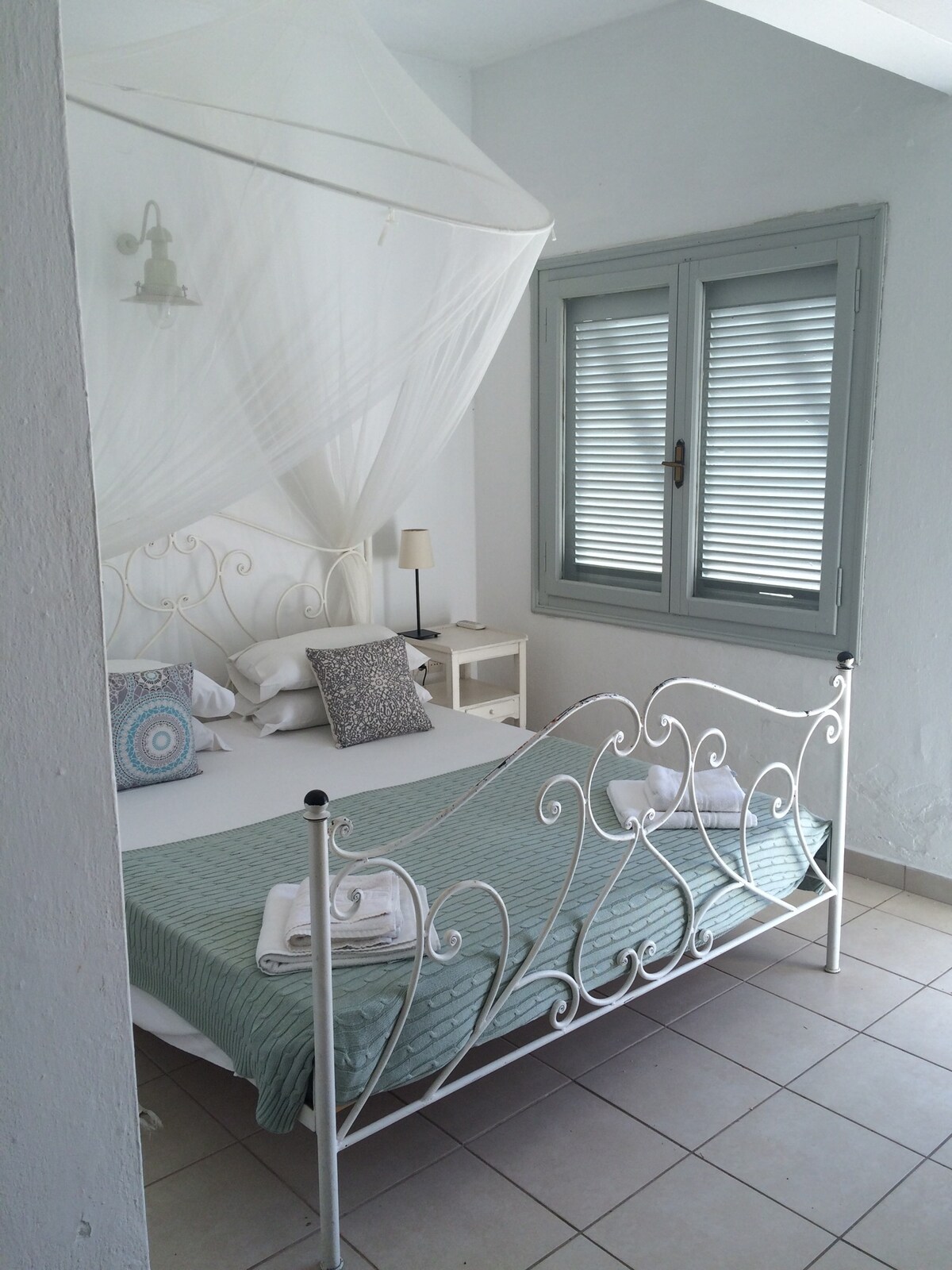 Tweepersoonskamer met kingsize bed