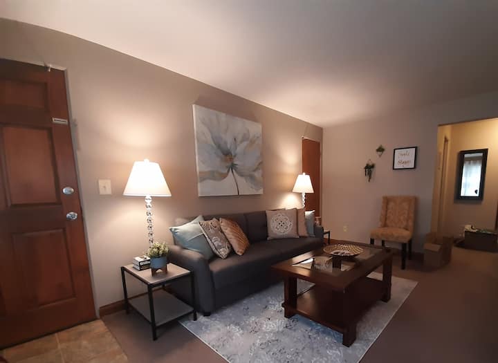 The Kira: Fully Furnished #4, 128 Alvina St - Green Bay, WI