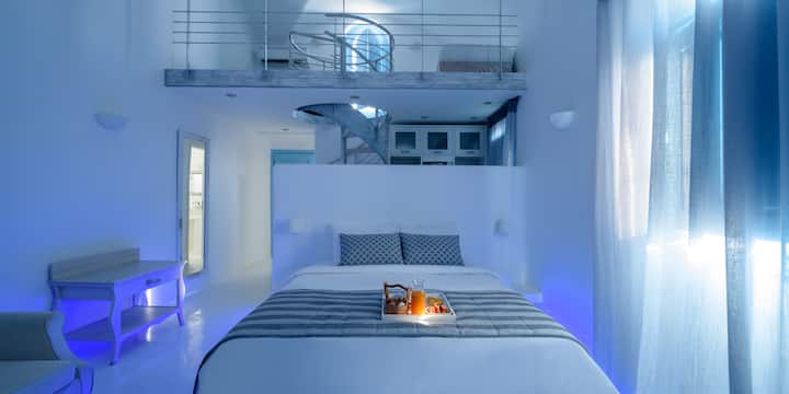 Elite Suite bedroom with king size double bed and loft with second bedroom