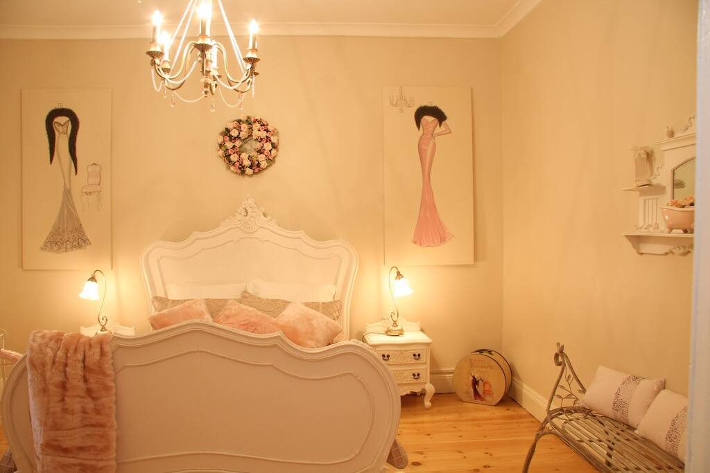 La Chambre Rose Bedroom