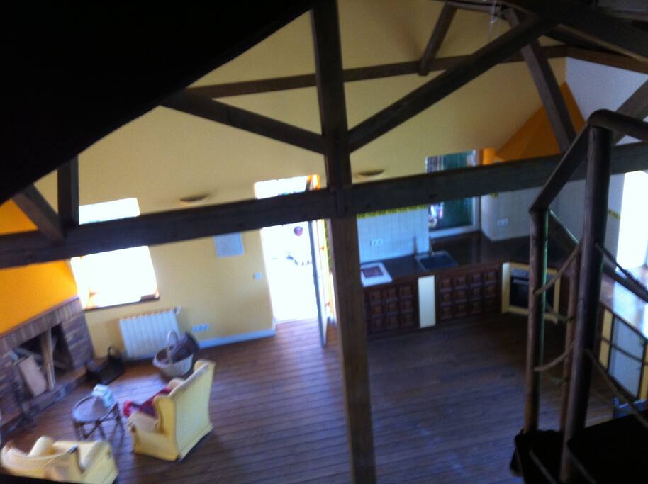 Vista del salon desde la buhardilla