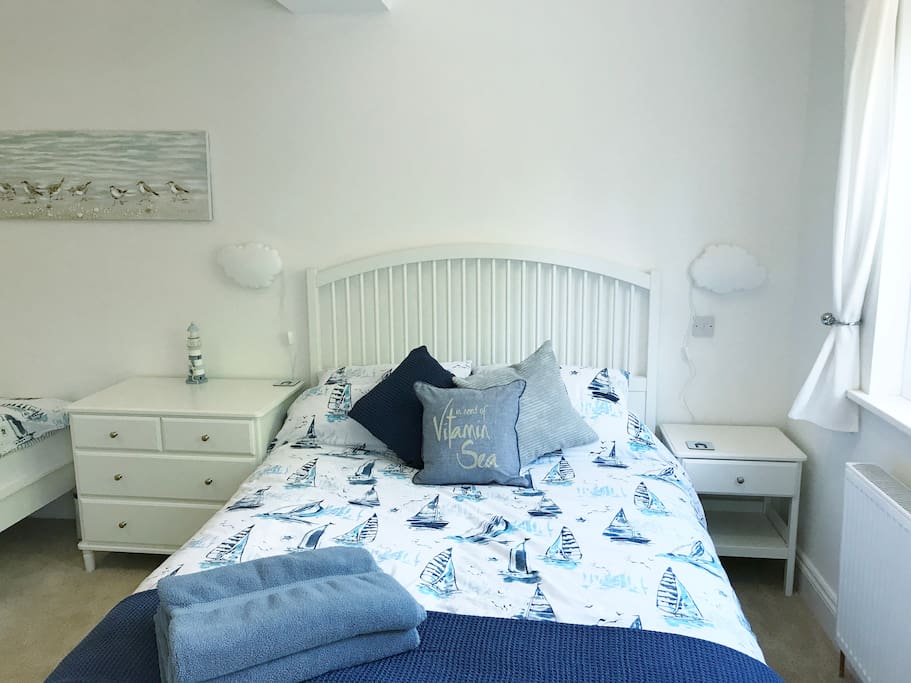 King size bed