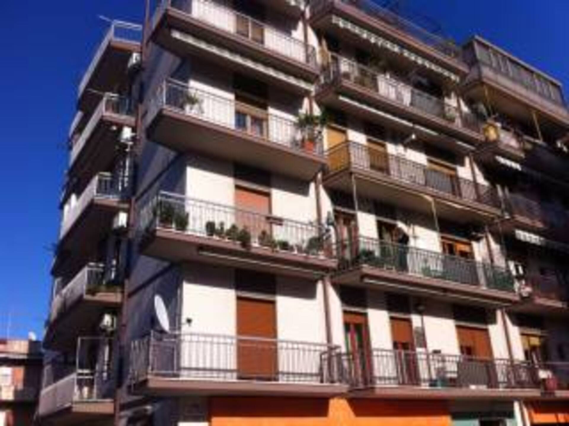 Apartment very close to beach and university