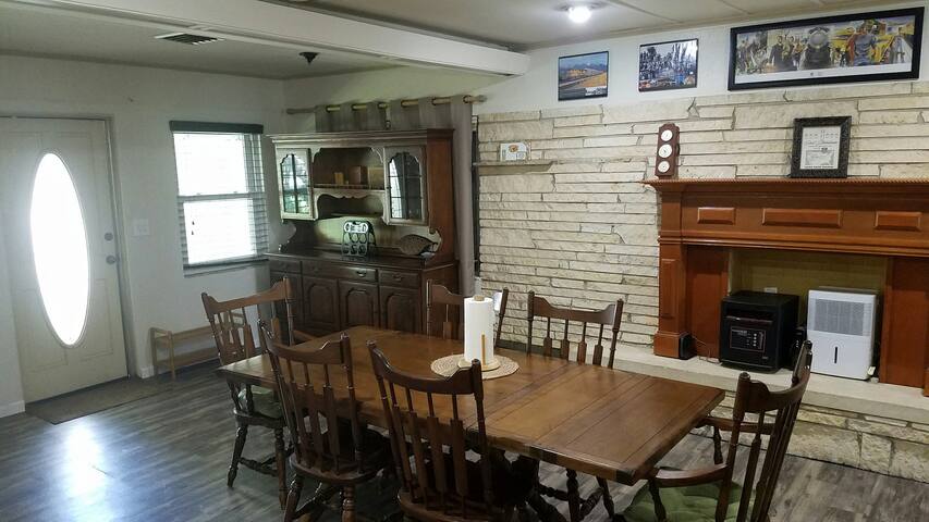Airbnb Bayshore Gardens Vacation Rentals Places To