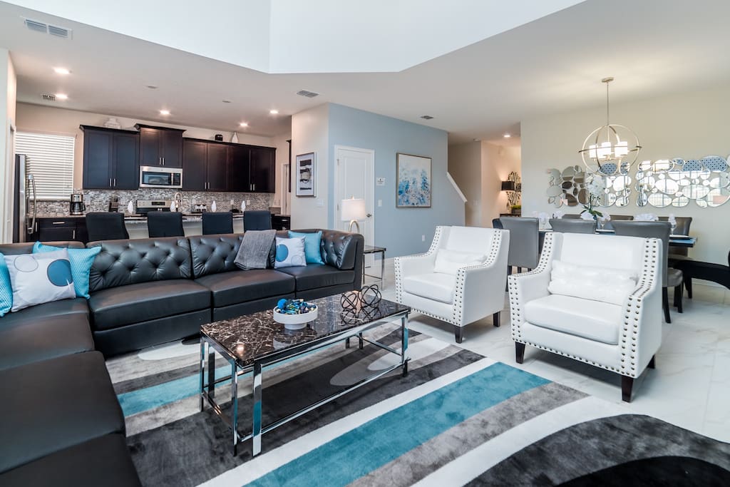 Living room with leather furniture