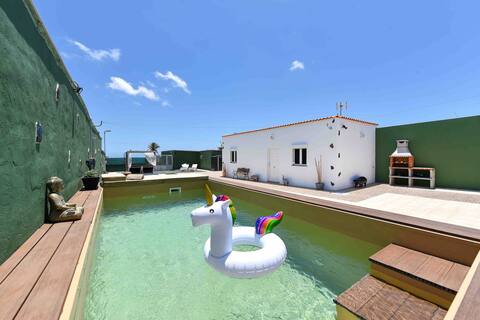 Villa Candela AirPort, Private Pool