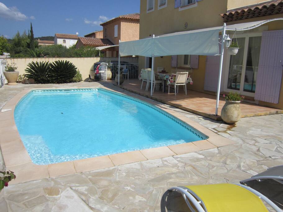 Piscine de 8M/4M a partagé avec proprietaires seulement MAI et JUIN