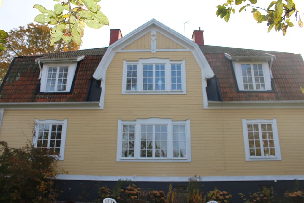 Välkommen till Villa Rosenkälla BnB