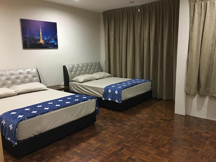 ห้องใหญ่ชั้น 1