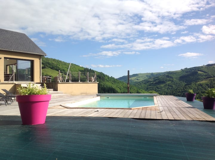 Architect's HOUSE with POOL, PANORAMIC view