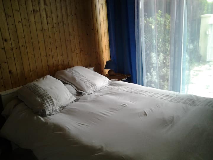 Das Zimmer auf der Gartenseite