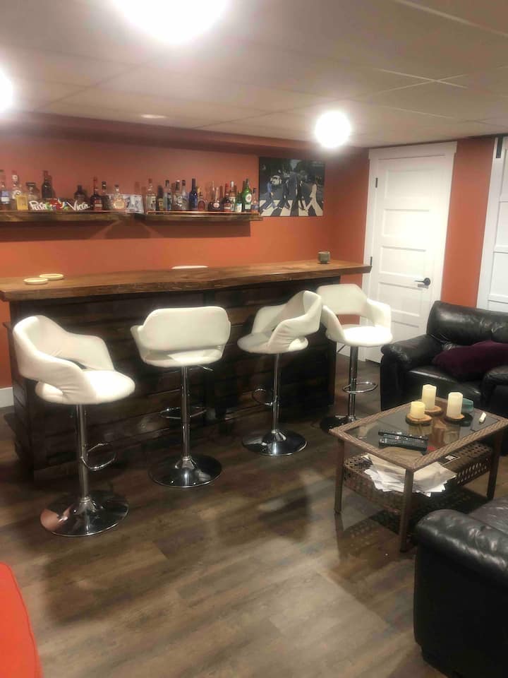 Friendly Stay And Suite. Private Suite New Home. - Oromocto