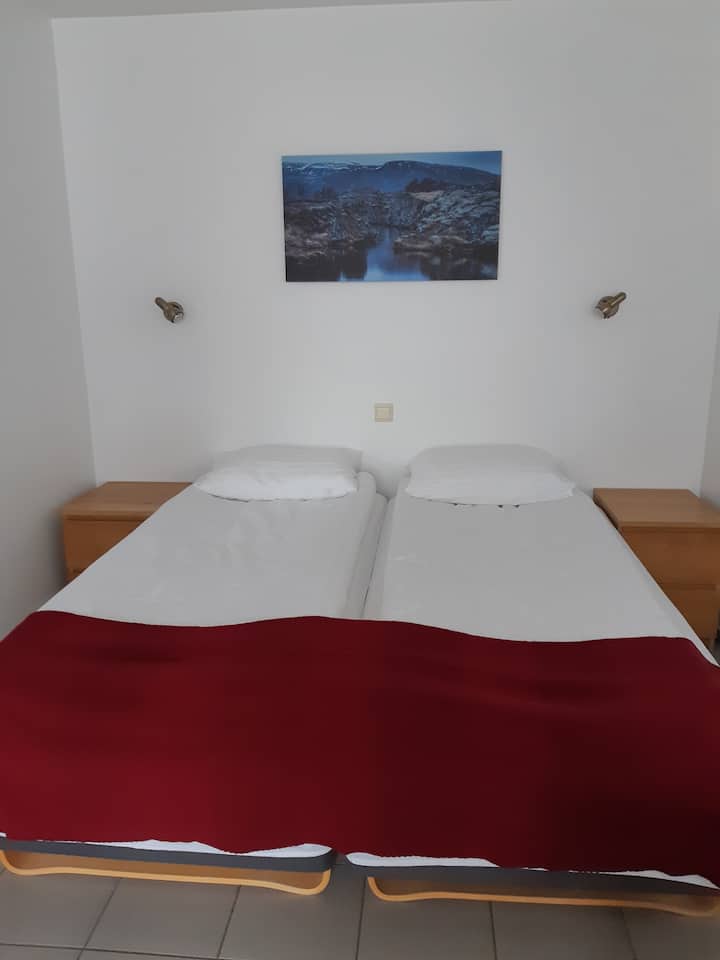 2 single beds, can be separated