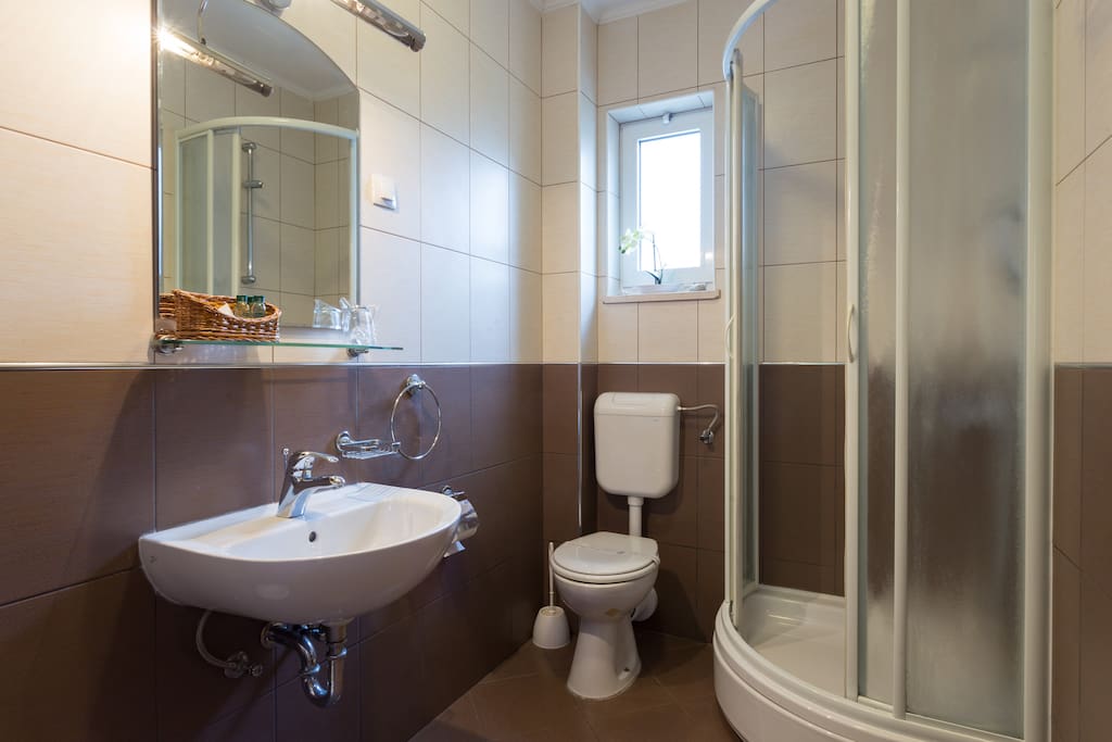 Modern bathroom