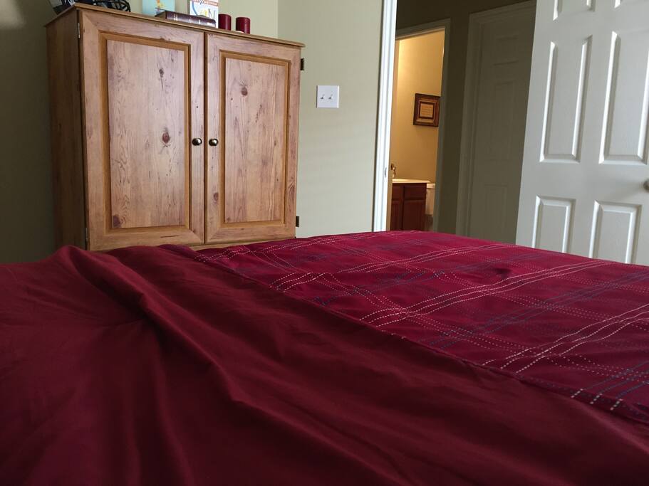 Guest bedroom