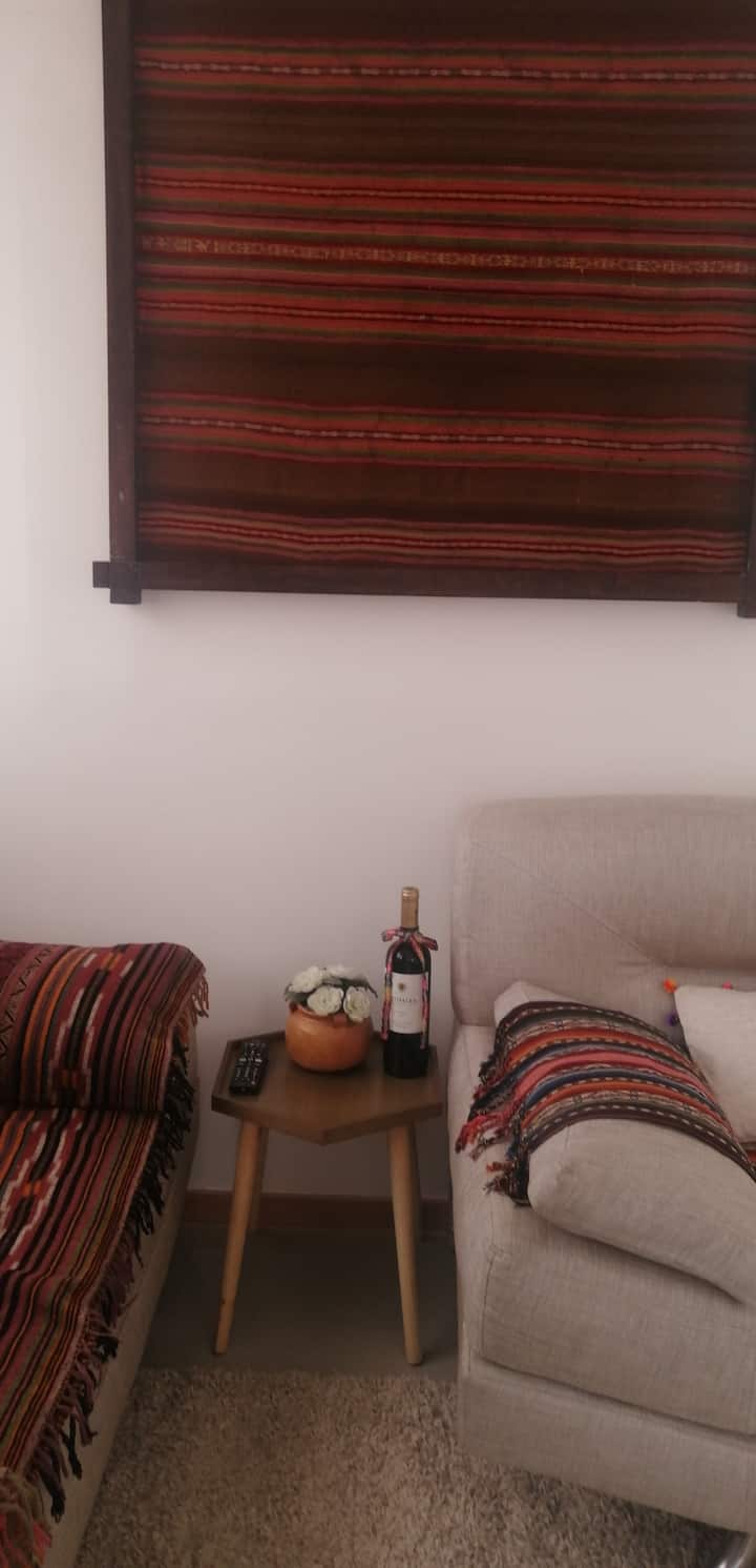 Miniyoned's/luminoso Refugio En Cusco | Cama King - Cusco