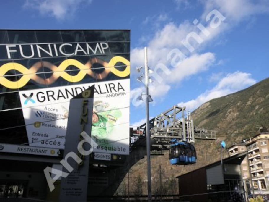 Funicamp à 400 m