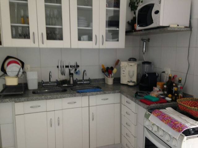 Apartamento Top na quadra da praia! gallery image 4