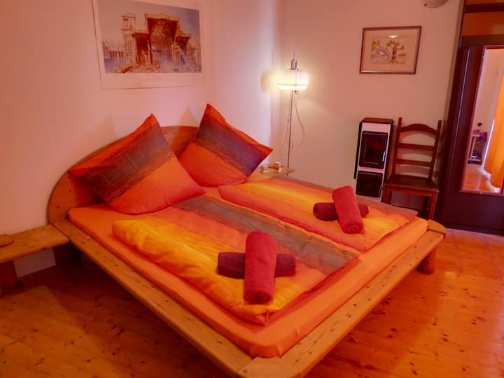 غرفة النوم 2