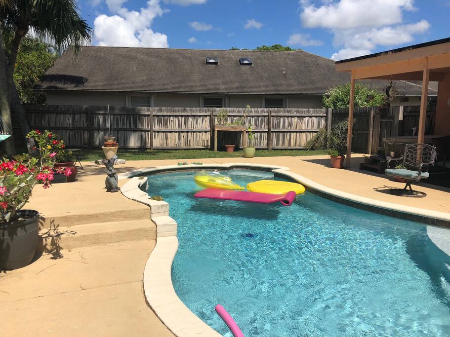 Private Backyard Pool