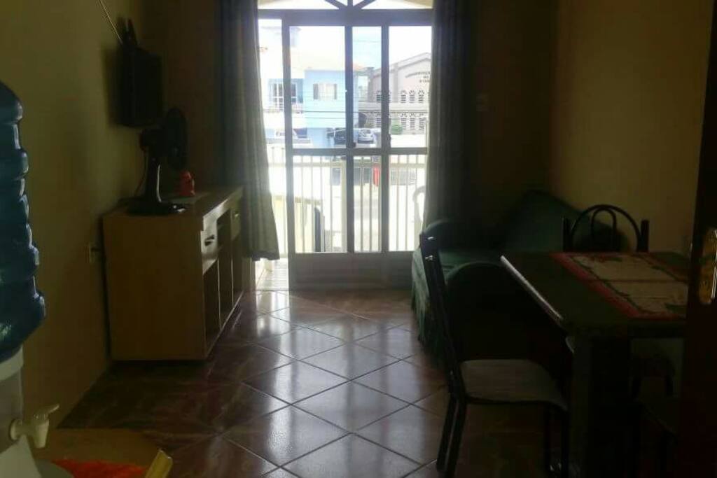 Sala e cozinha conjugadas