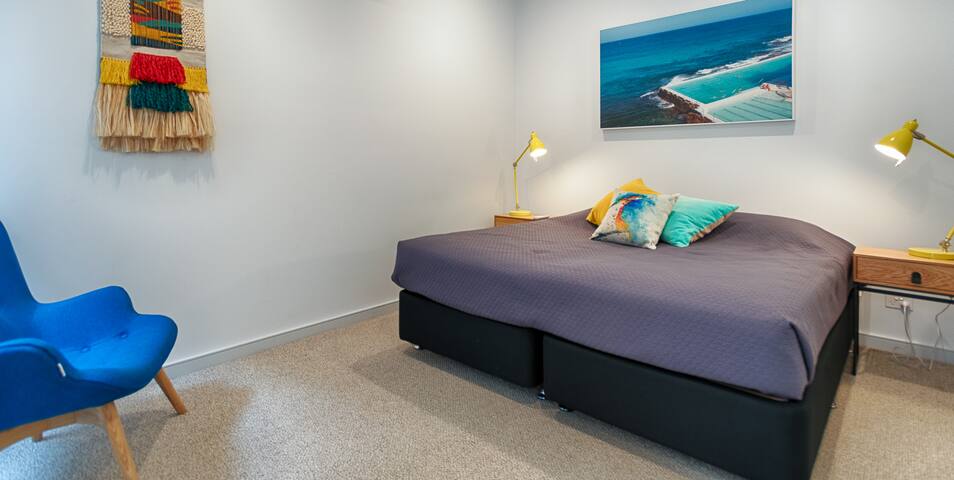 Terrific 3 Bedroom Townhouse in Docklands gallery image 5