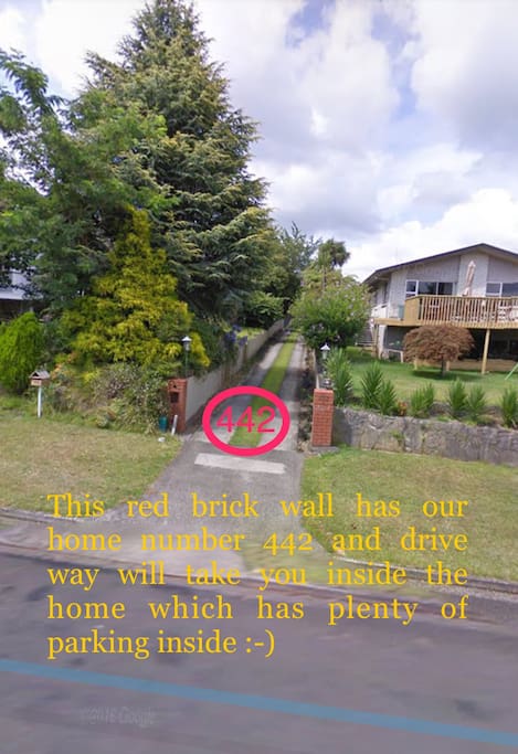 442 Turere Lane (Red brick pillar on the street that lead to the house)