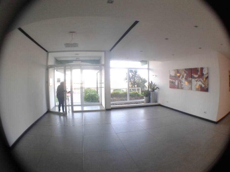 ENTRADA EDIFICIO