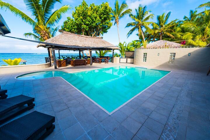Coral Palms Exclusive Beachfront Villa/Resort