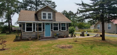 cozy sunset cottage