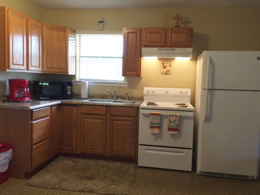 Full Kitchen