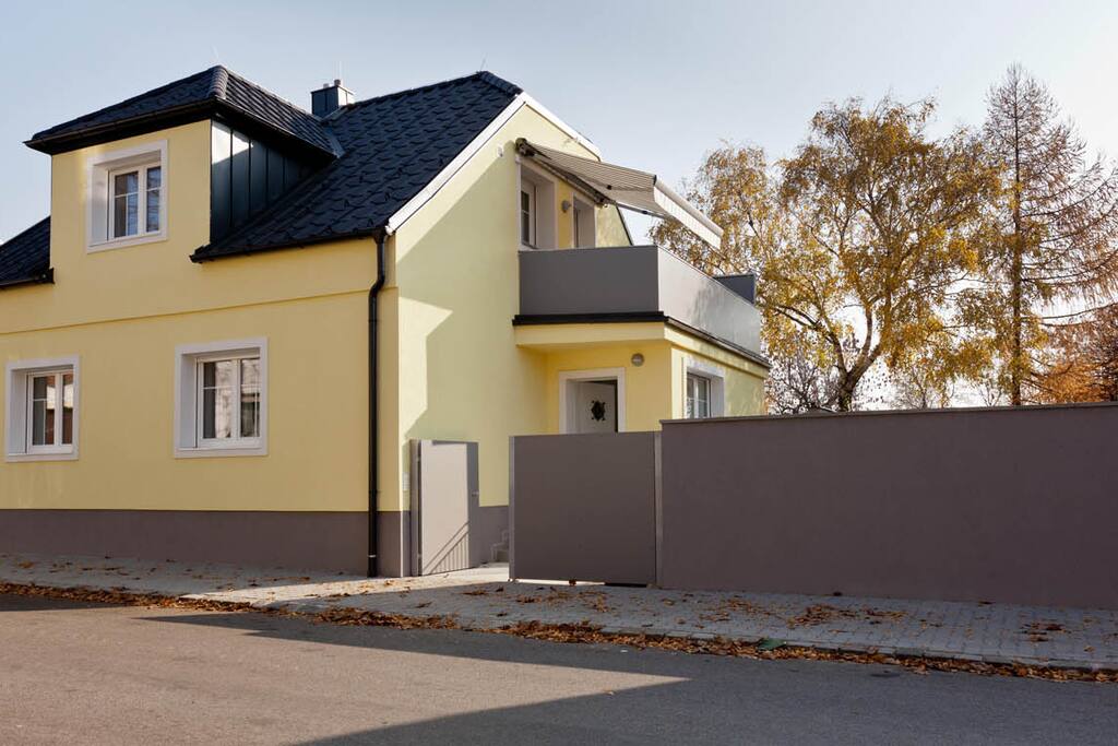 Das Ferienhaus Burgenland von der Eingangsseite mit