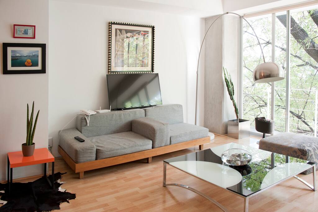 The sitting room has the latest flat tv ready to watch as many Netflix movies as you want!