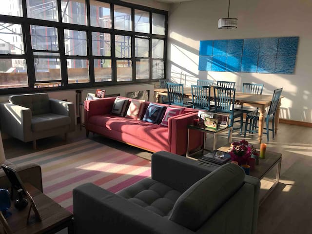 3 bedroom loft in Williamsburg