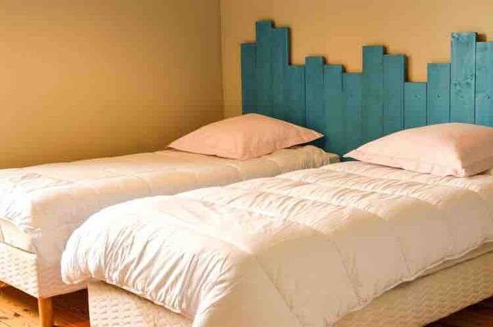 غرفة النوم 2