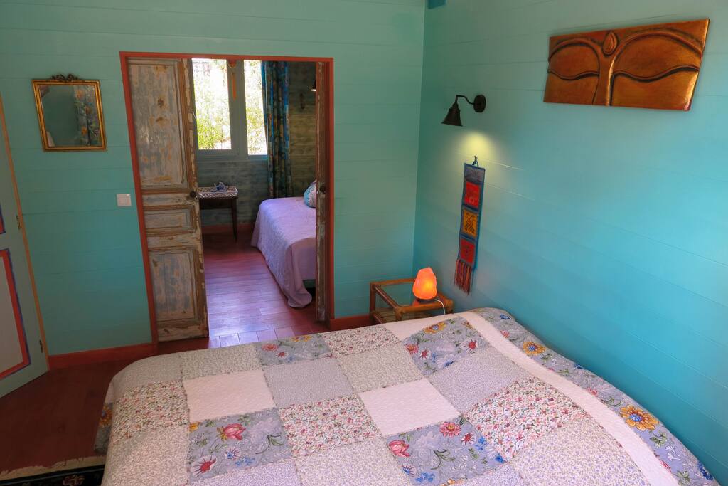 Chambre maison Panda avec sa chambre d'appoint