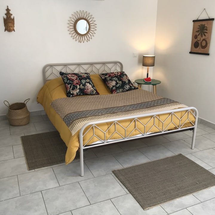 Apartman s pogledom na vrt i privatnom tuš-kabinom