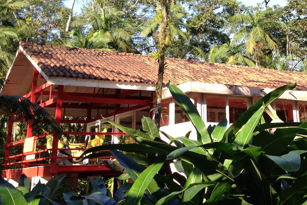 casa vista da rua