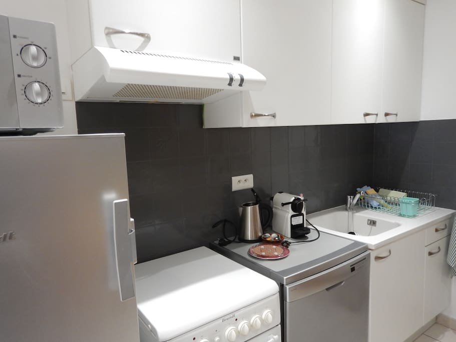 Fully-equipped kitchen