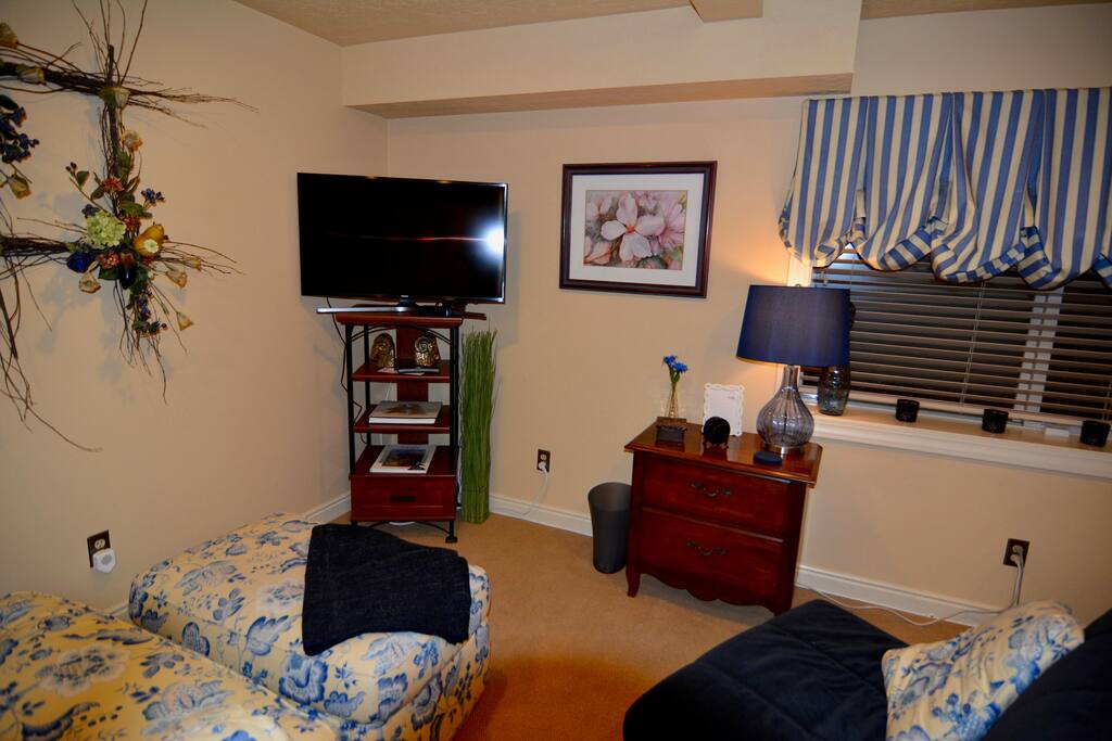 Private Living Room
