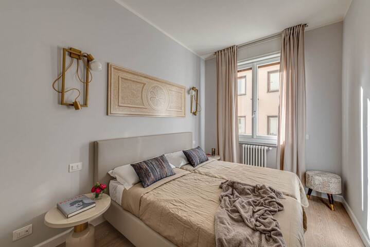 PONTE VECCHIO VIEW-3 bd2b overlooking PonteVecchio gallery image 5