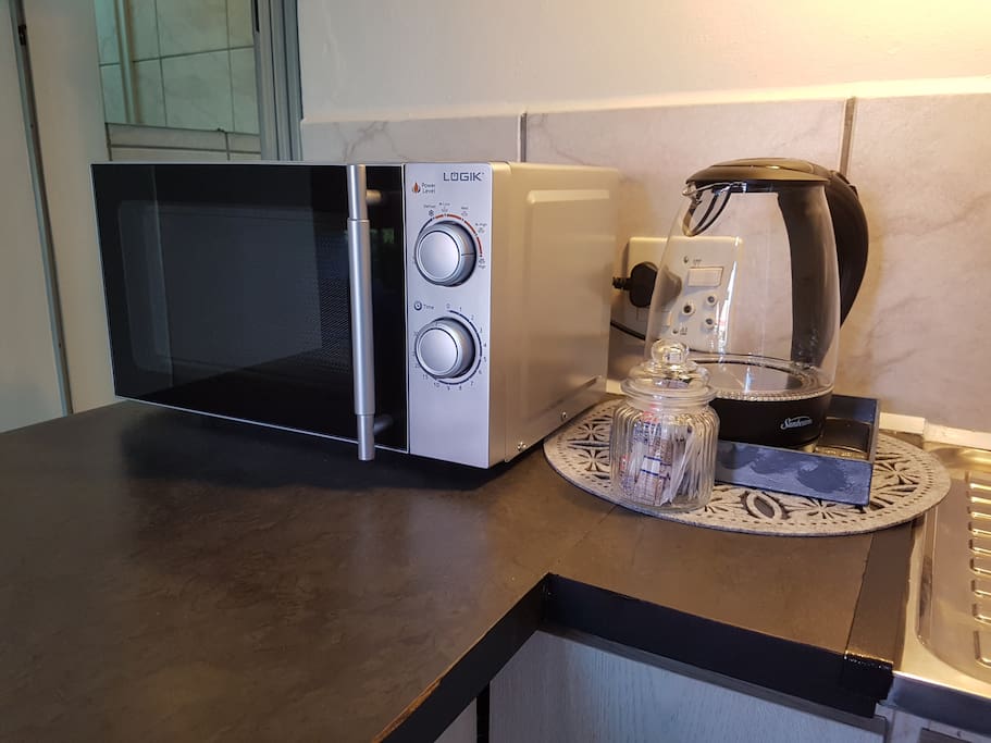 Microwave oven and kettle