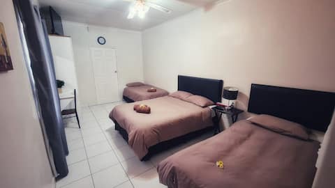 Unit 1 - Sheilas Self Catering Accommodation