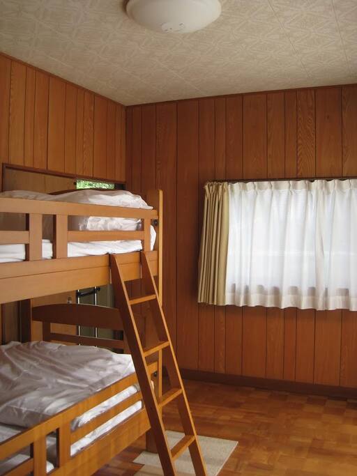 2bed room