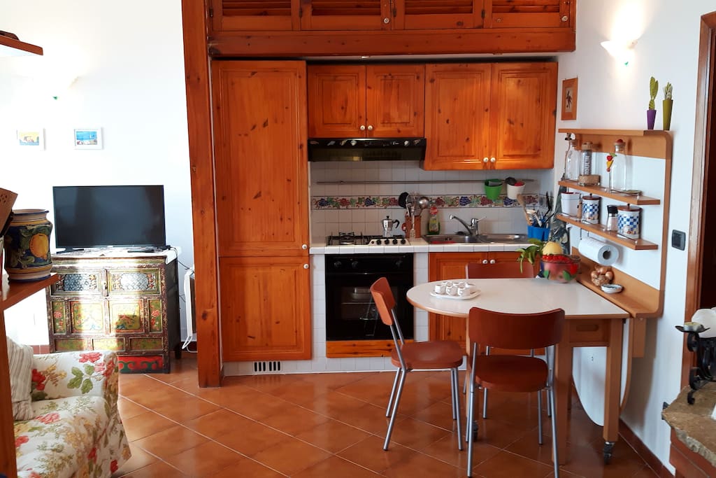 equipped kitchen