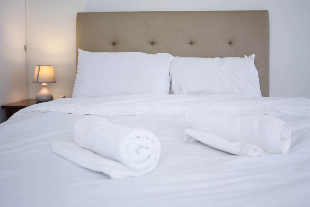You will have a QUEEN size bed with hotel quality brand new mattress, freshly laundered white sheets and duvet.