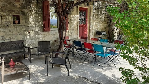 Mas Cévenol in pretty corner of Paradise
