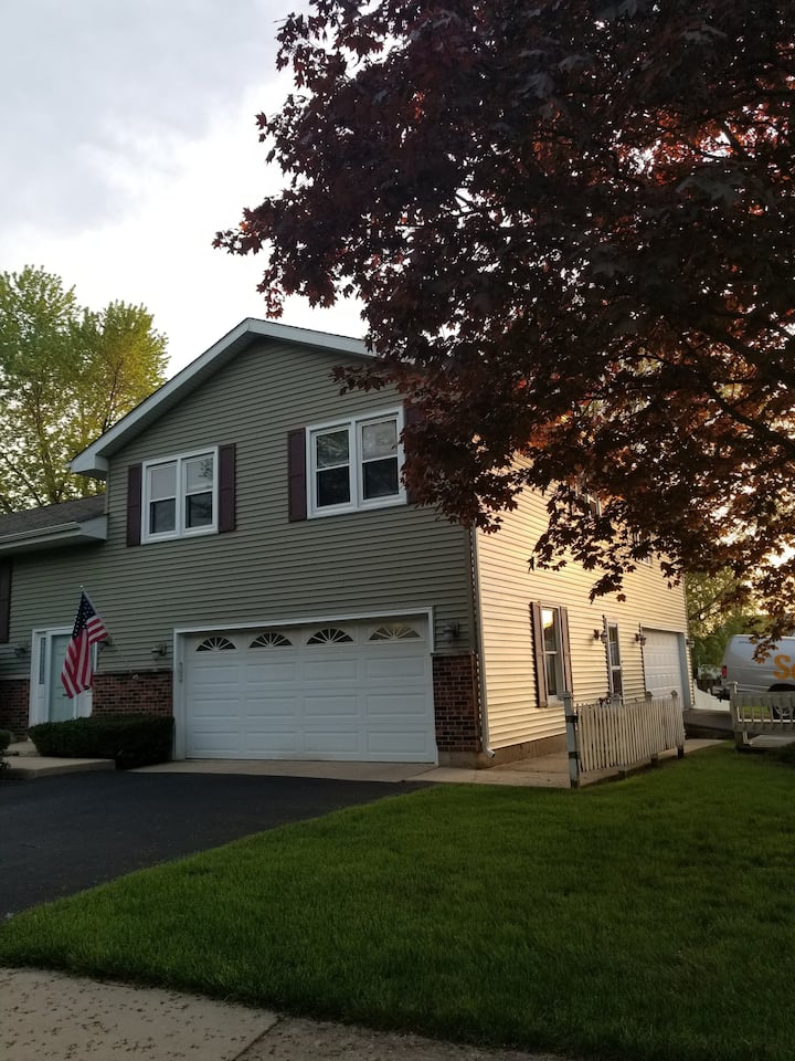 Batavia Vacation Rentals & Homes Illinois, United States Airbnb