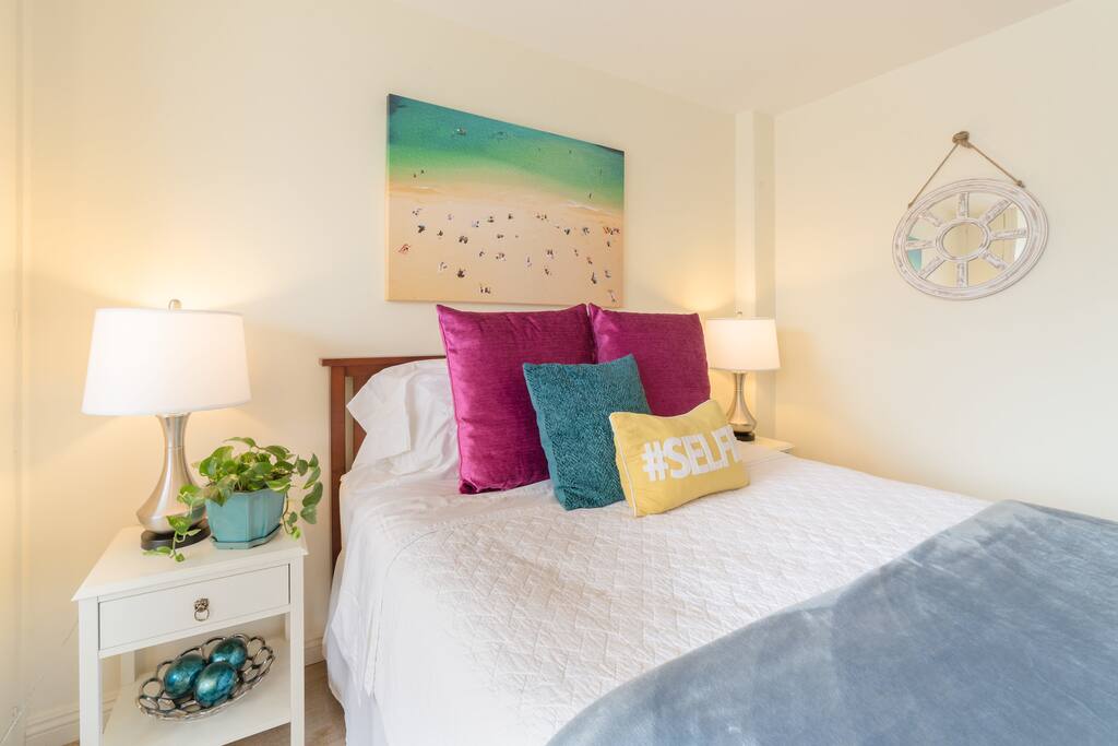 Comfortable queen bed