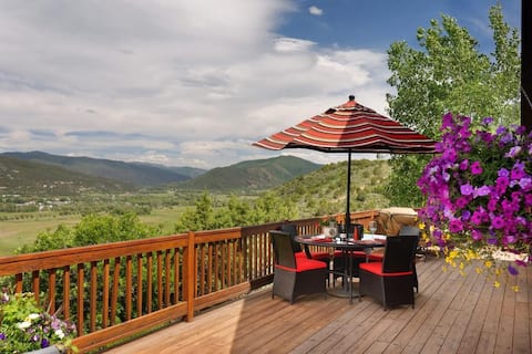 Views & Privacy on 40 Acres